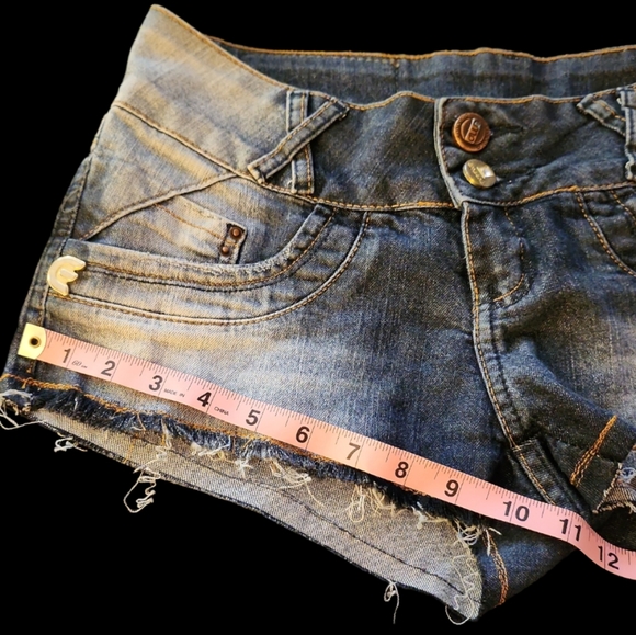Wide Band Distressed Denim Short Shorts - Picture 8 of 11